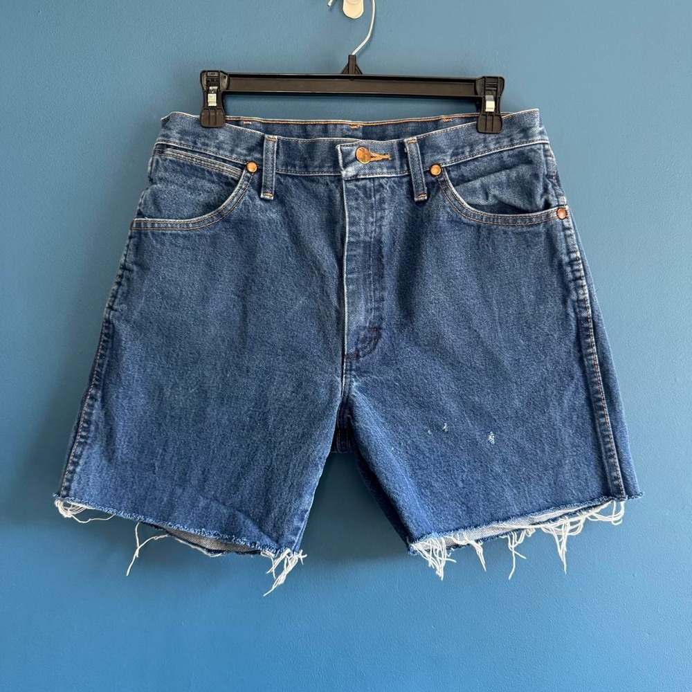 Vintage Wrangler Cutoff Shorts Women's Size 32 Denim Cotton Frayed Retro Jorts